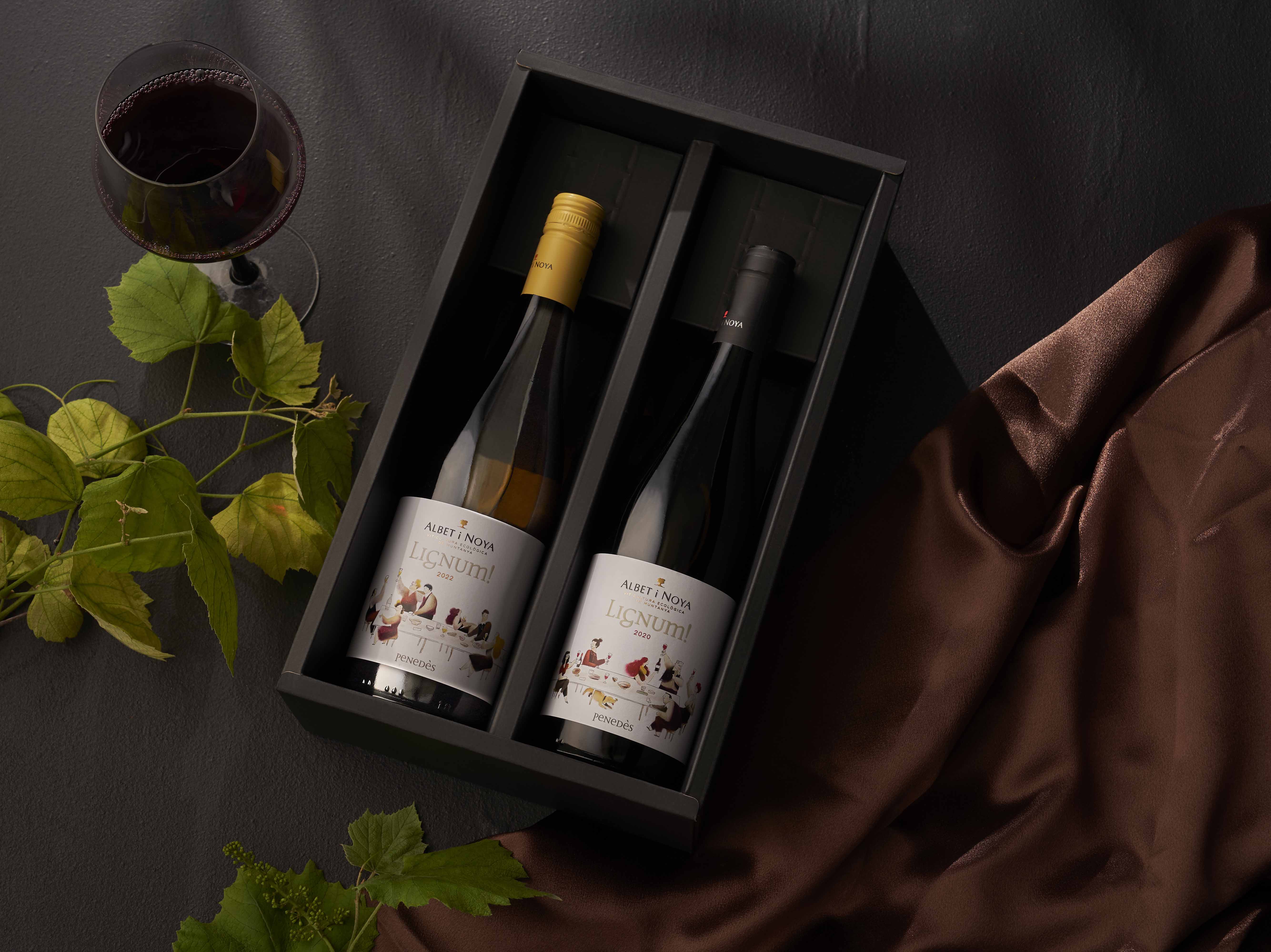 【新品未開封】 Wine & Spirits ギフトボックス入り ワイン 新品未開封】Wine & Spirits ギフトボックス入り ワイン